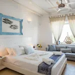 Apleton Paros *