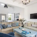Apleton Paros * Isterni (Paros)