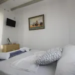 Apleton Paros Villa Isterni (Paros)