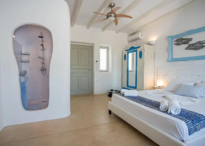 Apleton Paros Villa