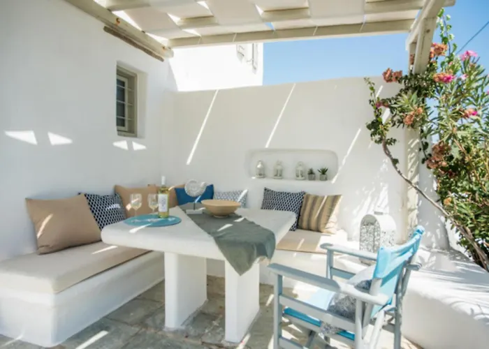 Apleton Paros * Isterni (Paros)